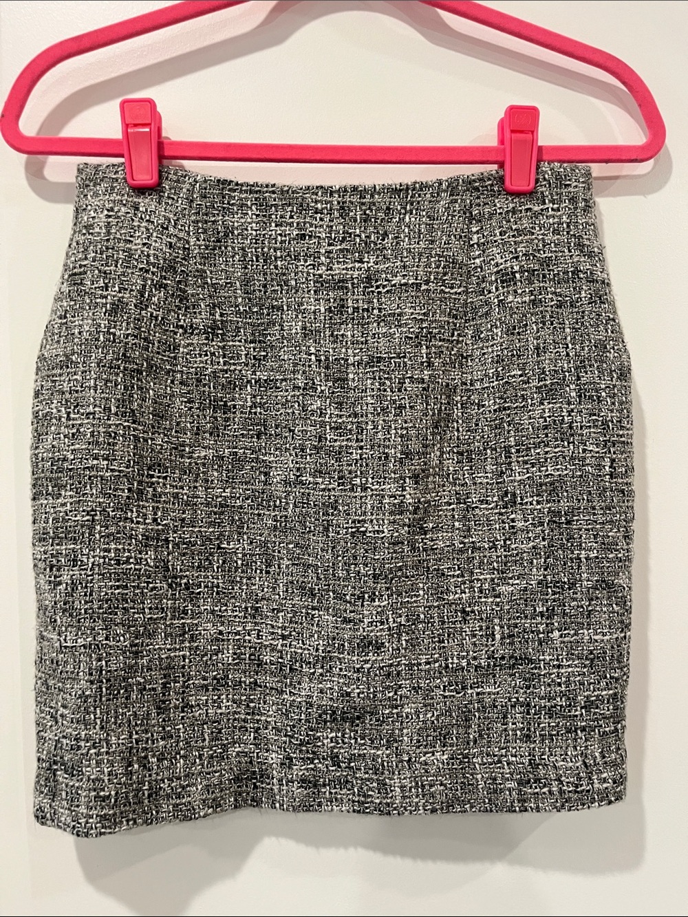 Banana Republic Textured Gray Tweed Pencil Skirt